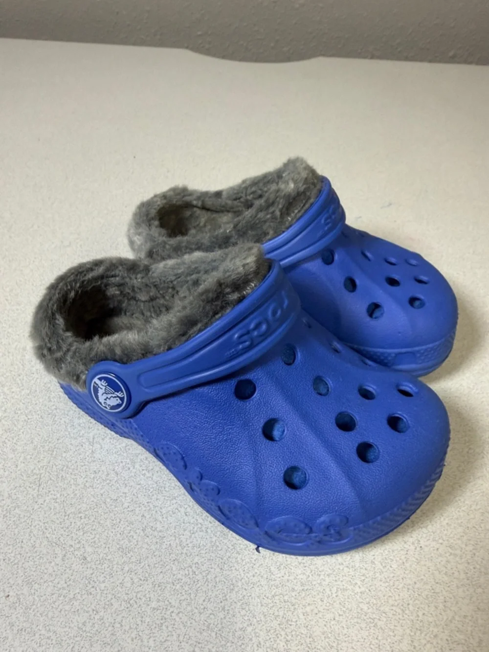 CROCS Kids Blue Faux-Fur Lined Clog